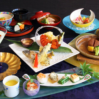 目で楽しみ、心で味わう粋な日本料理