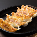 焼き餃子 ４個