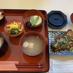 楠公レストハウス - ・本日の一汁三菜御膳