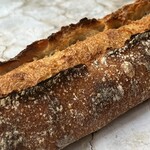 パーラー江古田 - 小麦酵母のフランスパン 453円