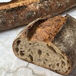 パーラー江古田 - カンパーニュ ハーフ 442円