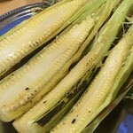 南九州畜産 卸売市場 なんちく - 皮付きヤングコーン炭火焼き(激うま)