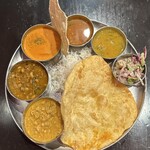 Indian Street Food & Bar GOND - 