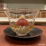 御料理 寺沢 - 酢茗荷の刻みとフルーツトマトのレモン煮に蓴菜と蕾菜