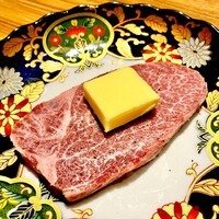 中目黒焼肉 登牛門 - 20240613黒毛和牛ヒレステーキ①