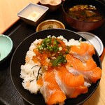 炉端焼き 鷹島本まぐろ 魚然 - 