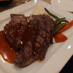 PORTERHOUSE - お隣のかたのTボーンステーキ！大迫力。
