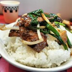 レバニラや金太郎 東京出張所 - レバニラオンザライス