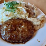 ジョイフル - 日替りランチ　（金）ハンバーグ+唐揚げ　500円