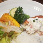 キッチン ブルー グローブ - 最後の金目鯛、野菜