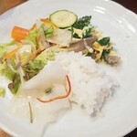 キッチン ブルー グローブ - 具材を取り出して、おかずがにします