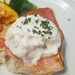 キッチン ブルー グローブ - タルタルソースとパセリ