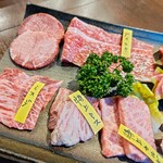 焼肉 ゆう焼けこやけ - 和牛一頭盛り 10部位