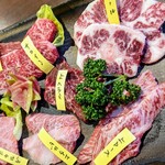 焼肉 ゆう焼けこやけ - 和牛一頭盛り 10部位