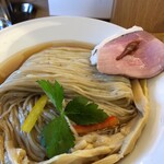 めん処 きよ洲 - 2種類のチャーシューが旨い。パプリカが甘い！