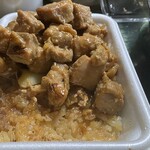 ワタナベ食品 直売店 - 2024/06/14
      カツ丼 400円
      まかない焼鳥丼 400円
      唐揚げ弁当 450円