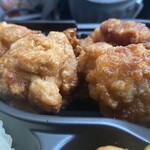 ワタナベ食品 直売店 - 2024/06/14
      カツ丼 400円
      まかない焼鳥丼 400円
      唐揚げ弁当 450円