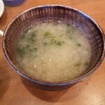 釣りあじ食堂 - 生のり味噌汁。むしろ少し時間が経ってから美味い