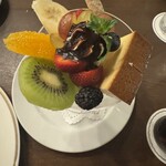 馬車道十番館 - 