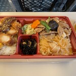 駅弁屋 - 江戸甘味噌カツ牛すき弁当
