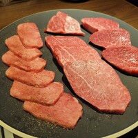東京食肉市場直送 肉焼屋 D-29 広尾店 - 