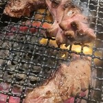 焼肉 わがんせ - 仕上げにさっと炙って♪シャリシャリで旨々♪