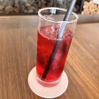 スケープス ザ スィート - クランベリージュース　今日は運転があるので飲めない( T_T)