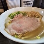 角度を変えて。