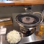 焼肉ホルモン あかまる - 