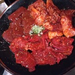 焼肉ホルモン あかまる - 