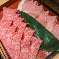 しゃぶしゃぶ　すき鍋　おもき 銀座店 - 松阪牛赤身と松阪豚の相盛り