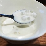 横浜大飯店 - タピオカ入りココナッツミルク