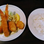 オオツカ - ミックスフライ定食