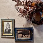 カフェモン - お手洗いの壁の小物までセンス全開♪( ^ω^ )