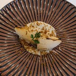 B6 - 甘酒入りのソース。と聞いていても匂いを嗅いだ時に思わず二度嗅ぎする驚きがあります