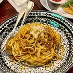 HUB - ボロネーゼパスタ