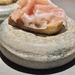 GapricE - スープと一緒に登場した、生ハムトーストも、何気にビッグサイズ♡