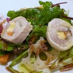 リストランテ ヴォナ フォルトゥーナ - ＜2009年10月＞前菜：鹿児島産若鶏とチーズのロートロ　大地の恵みのサラダ　バーニャカウダソース