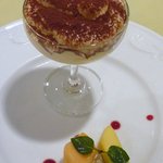 リストランテ ヴォナ フォルトゥーナ - ＜2009年10月＞デザート：特製ティラミス