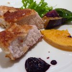 リストランテ ヴォナ フォルトゥーナ - ＜2009年10月＞取り分け：秋田産八幡平ポークのカツレツ仕立て赤ワインとマスタードのソース
