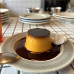 SUNDAE - かたーいプリン　550円❗️