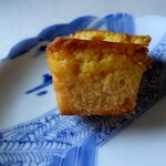 旬月神楽 - 蜂蜜餡が　入って　しっとり