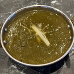 ロイヤルケバブ ナンカレー - サービスのシャグチキンカレー