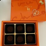 Maison d’It Salon - 