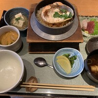 大山鶏と鮮魚 居酒屋 まいか - 