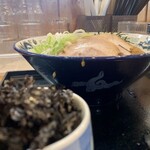 中華蕎麦 春馬 - バラ海苔トッピング✨✨✨