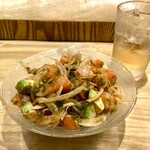 スシイザカヤ 楽 - サーモンアボガドポキ丼とご機嫌ハイボール^ ^