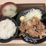 伝説のすた丼屋 - 