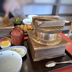 花小梅 - 炊きたて「釜飯」