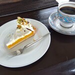 宮越屋珈琲 ムテキロウ - ケーキ